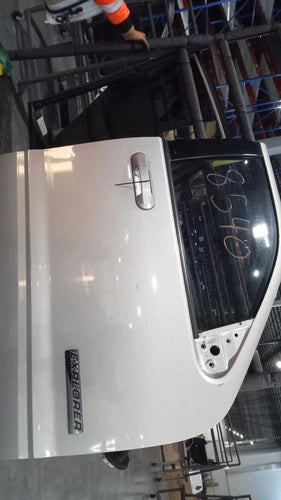 2007 Ford Explorer exc. Sport Trac R. Used OEM complete door assembly used OEM complete door assembly