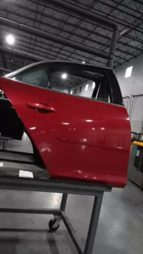 2014 Chevrolet Malibu R. w/center Used OEM complete door assembly used OEM complete door assembly