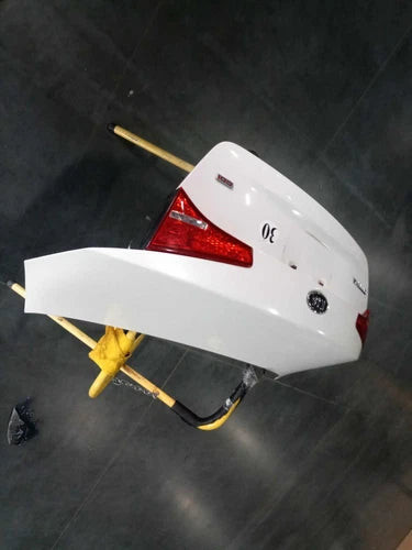 2011 Kia Optima EX w/o spoiler w/o rear view camera Used OEM deck lid used OEM deck lid