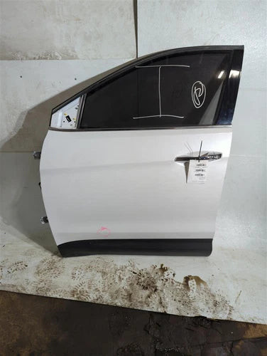 2014 Hyundai Santa fe L. automatic dow Used OEM complete door assembly used OEM complete door assembly