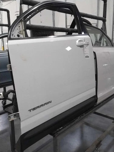 2016 GMC Terrain Front Left Used OEM complete door assembly used OEM complete door assembly