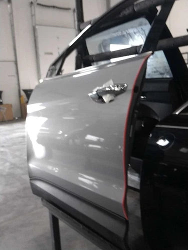 2017 Hyundai Santa fe LWB Front Left G Used OEM complete door assembly used OEM complete door assembly