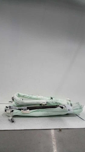 2016 Volvo xc90 passenger roof Right Grad Used OEM air bag used OEM air bag