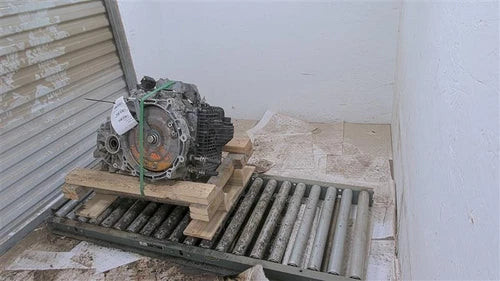 2015 Chrysler 200 Grey Automatic Transmission Assembly OEM Tested Used used OEM transmission assembly