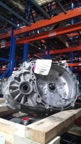 2015 Chrysler 200 Silver Automatic Transmission OEM Tested Used used OEM transmission assembly