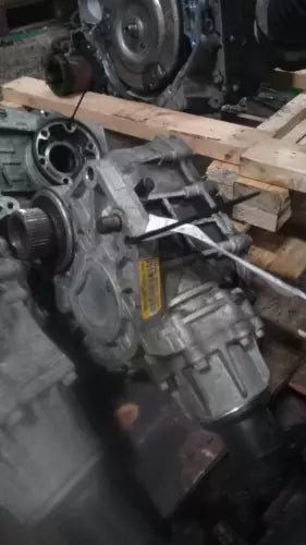 Hyundai Santa Fe 17-19 Transfer Case Assembly OEM Used 144K Red 6 Mo Warranty used OEM transfer case