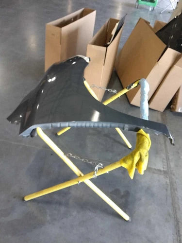2013 Nissan Quest w/side sill moulding Front Right Used OEM fender used OEM fender