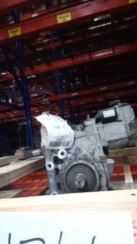 2017 GMC Acadia Transfer Case Assembly OEM Used 6 Mo Warranty White used OEM transfer case