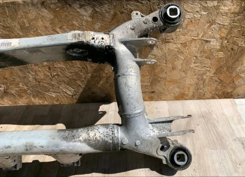 BMW M5 M6 E60 E63 OEM 06-10 ///M REAR SUB FRAME SUBFRAME CROSS MEMBER used OEM rear subframe and crossmember