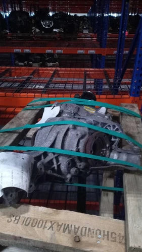 Used OEM Differential Assembly for Audi Q5 2012 Black 88K Miles used OEM differential carrier