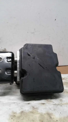Hyundai SANTA FE 2024 ABS Hydraulic Assembly OEM Silver Used 6 Mo Warranty used OEM ABS pump and module