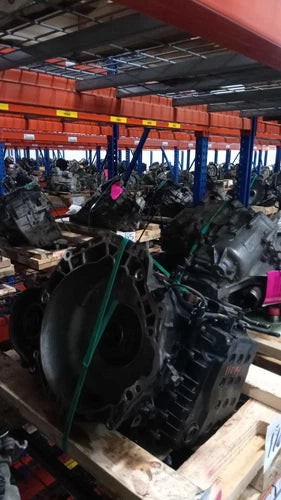 Used 2014 Hyundai Azera Automatic Transmission OEM Tested used OEM transmission assembly