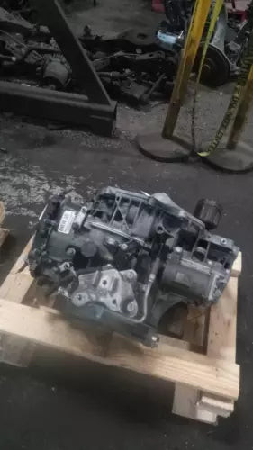 2018 Chevrolet Equinox Black Automatic Transmission OEM Tested Used used OEM transmission assembly