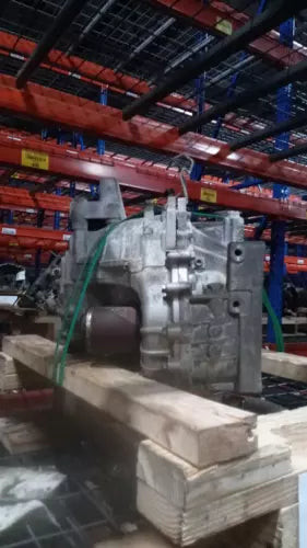 2016 Jeep Compass AT 6 speed 4WD Grad Used OEM transmission assembly used OEM transmission assembly