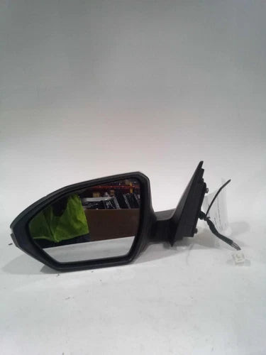 2022 Hyundai Tucson power US built w/turn signal hea Used OEM door mirror used OEM door mirror