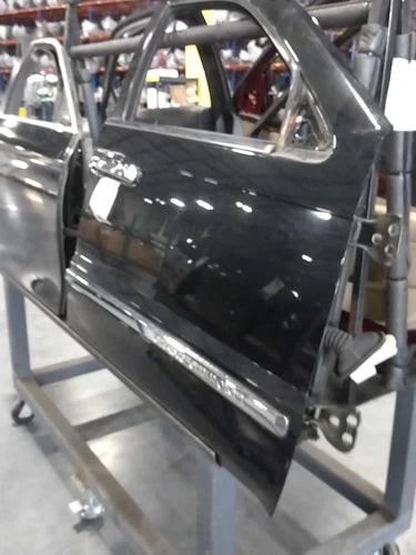 2010 Jeep Grand cherokee electric Fro Used OEM complete door assembly used OEM complete door assembly
