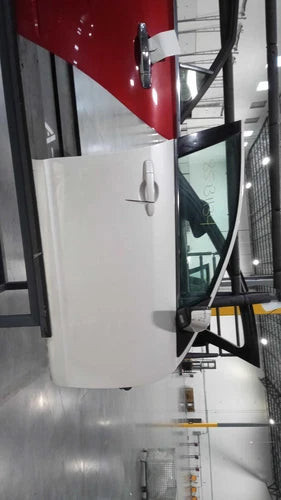 2011 Ford Fusion R. w/o side moulding Used OEM complete door assembly used OEM complete door assembly