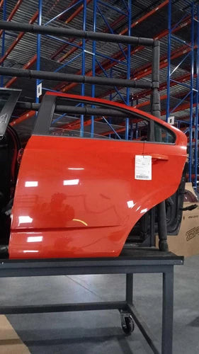 2012 Chevrolet Sonic Ntbk electric Used OEM complete door assembly used OEM complete door assembly