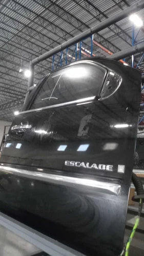 2007 Cadillac Escalade Front Right Gr Used OEM complete door assembly used OEM complete door assembly