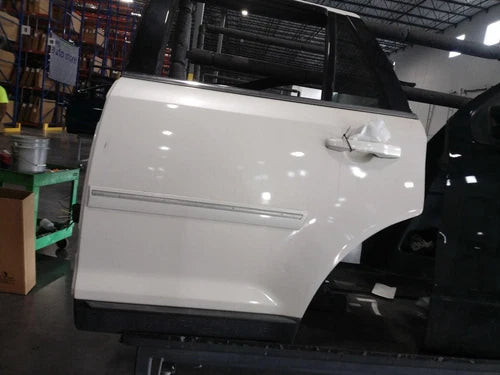 2012 Ford Edge Left White OEM Door 4WD 3.50L Used Salvage used OEM complete door assembly