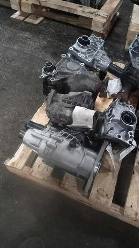 2018 Jeep Compass Transfer Case Assembly OEM Blue 6 Mo Warranty Used used OEM transfer case