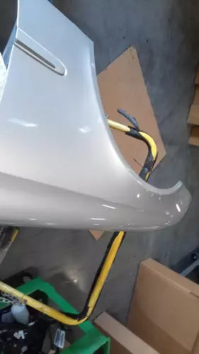 2007 Mercedes-Benz Mercedes e-class 211 Type E320 F Used OEM fender used OEM fender