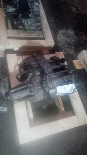 2016 Chevrolet Colorado Transfer Case Assembly OEM 4WD Black Used 142K Mi used OEM transfer case