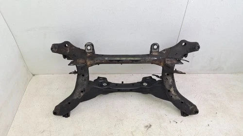 2018-2024 Chevrolet Equinox LT AWD Rear Crossmember Subframe 26389887 OEM used OEM rear subframe and crossmember