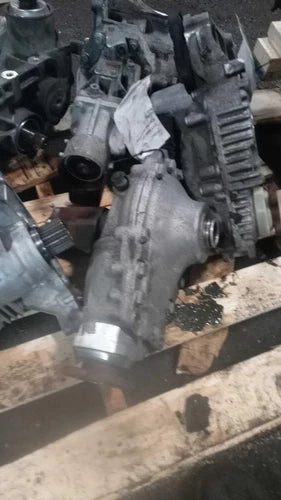 BMW 328i Differential Carrier Assembly Used OEM 119K Black 2013 used OEM differential carrier