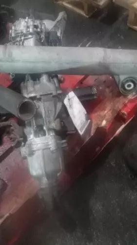 Suzuki Kizashi Rear Differential Assembly Used OEM 84K Miles 2012 used OEM rear differential carrier