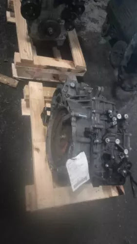 2011 Hyundai Sonata White Automatic Transmission OEM Tested 135K Miles Used used OEM transmission assembly