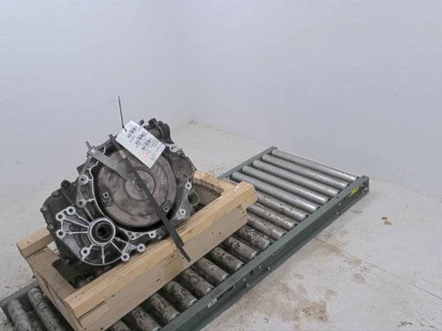 2016 GMC Terrain Silver Used OEM Automatic Transmission Assembly 2.4L 104K used OEM transmission assembly