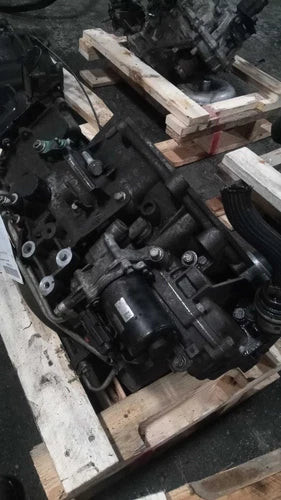 2013 Buick Regal Automatic Transmission OEM Runs & Drives White Used used OEM transmission assembly