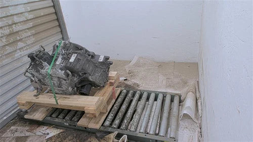 2011 Lincoln MKS Automatic Transmission Assembly Used OEM Brown 125K miles used OEM transmission assembly