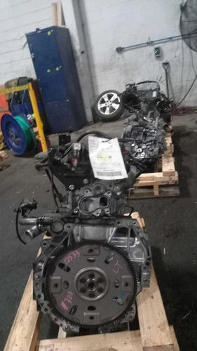 2015 Nissan Rogue 2.5L Engine Complete Assembly Used OEM Black used OEM engine assembly