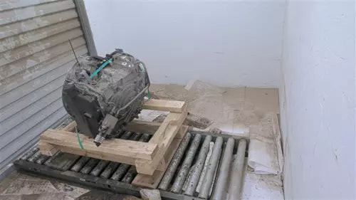 Used 2013 Ford Taurus Automatic Transmission Assembly OEM Black 157K miles used OEM transmission assembly