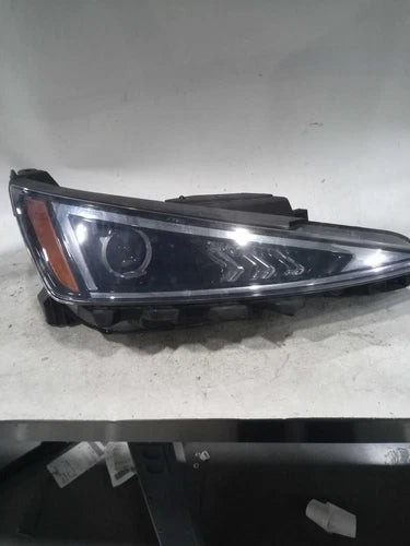 2020 Hyundai Elantra OEM Black Headlight Assembly R Side Used 63000 Mi used OEM headlight