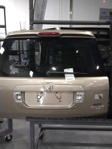 2005 Honda Pilot EX privacy tint glass Used OEM deck lid used OEM deck lid