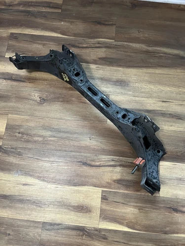 2007-2012Hyundai Elantra Rear Engine Subframe Engine Cradle OEM used OEM rear subframe and crossmember