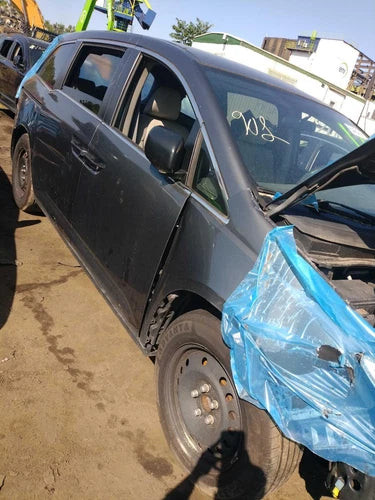 2013 Honda Odyssey AT 3.5L EX 5 speed Used OEM transmission assembly used OEM transmission assembly