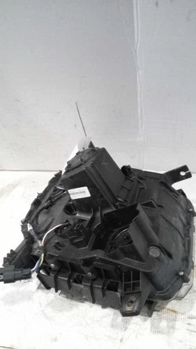 2014 GMC Sierra 1500 pickup w/o LED accents L Used OEM headlight used OEM headlight