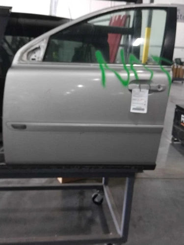 2005 Volvo xc90 L. laminated gla Used OEM complete door assembly used OEM complete door assembly