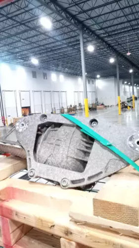 Used OEM Differential Assembly for Audi Q5 2010 3.2L White 107K miles used OEM differential carrier