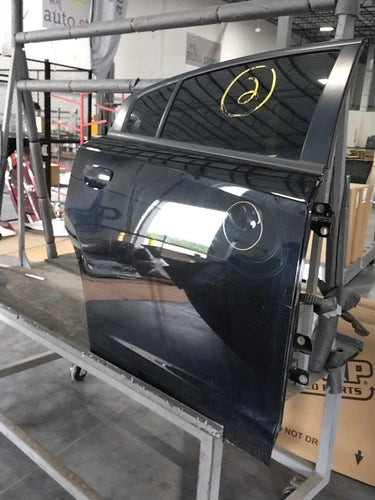 2018 Dodge Charger Rear Right Grad Used OEM complete door assembly used OEM complete door assembly