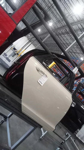 Lincoln MKZ 2015 Rear Right White OEM Used Door 2.0L 117K Mi used OEM complete door assembly