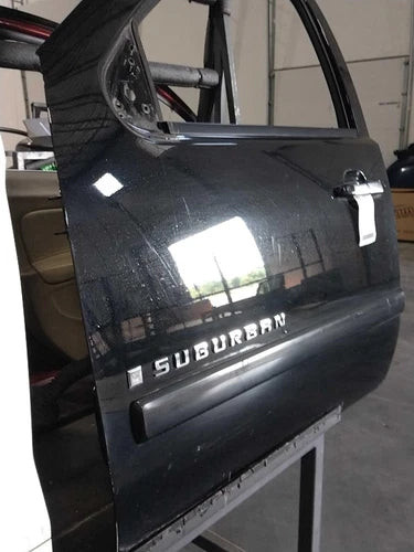 2007 Chevrolet Suburban 1500 Front Lef Used OEM complete door assembly used OEM complete door assembly