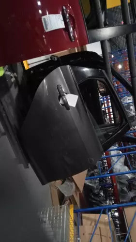 2018 Ford Focus power window w/aut Used OEM complete door assembly used OEM complete door assembly
