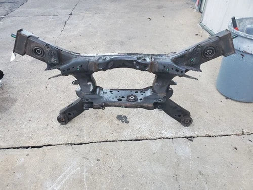 2017 Nissan Pathfinder Rear AWD 4x4 Suspension Subframe Crossmember OEM used OEM rear subframe and crossmember