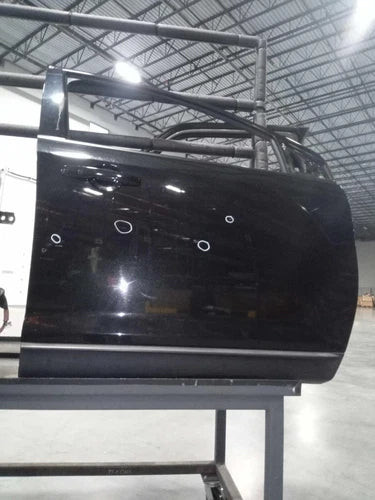 2013 Ford Edge w/o acoustic glass bla Used OEM complete door assembly used OEM complete door assembly