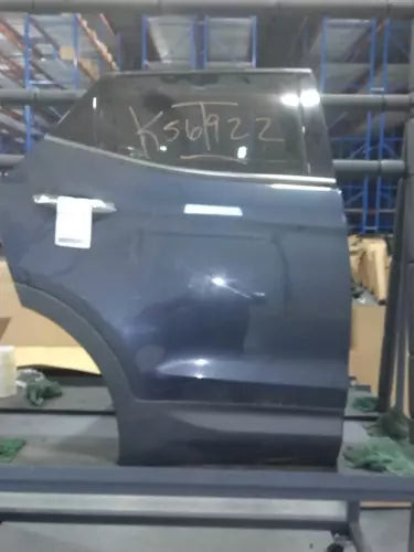 2013 Hyundai Santa Fe Rear Right Gray OEM Door Used Salvage used OEM complete door assembly